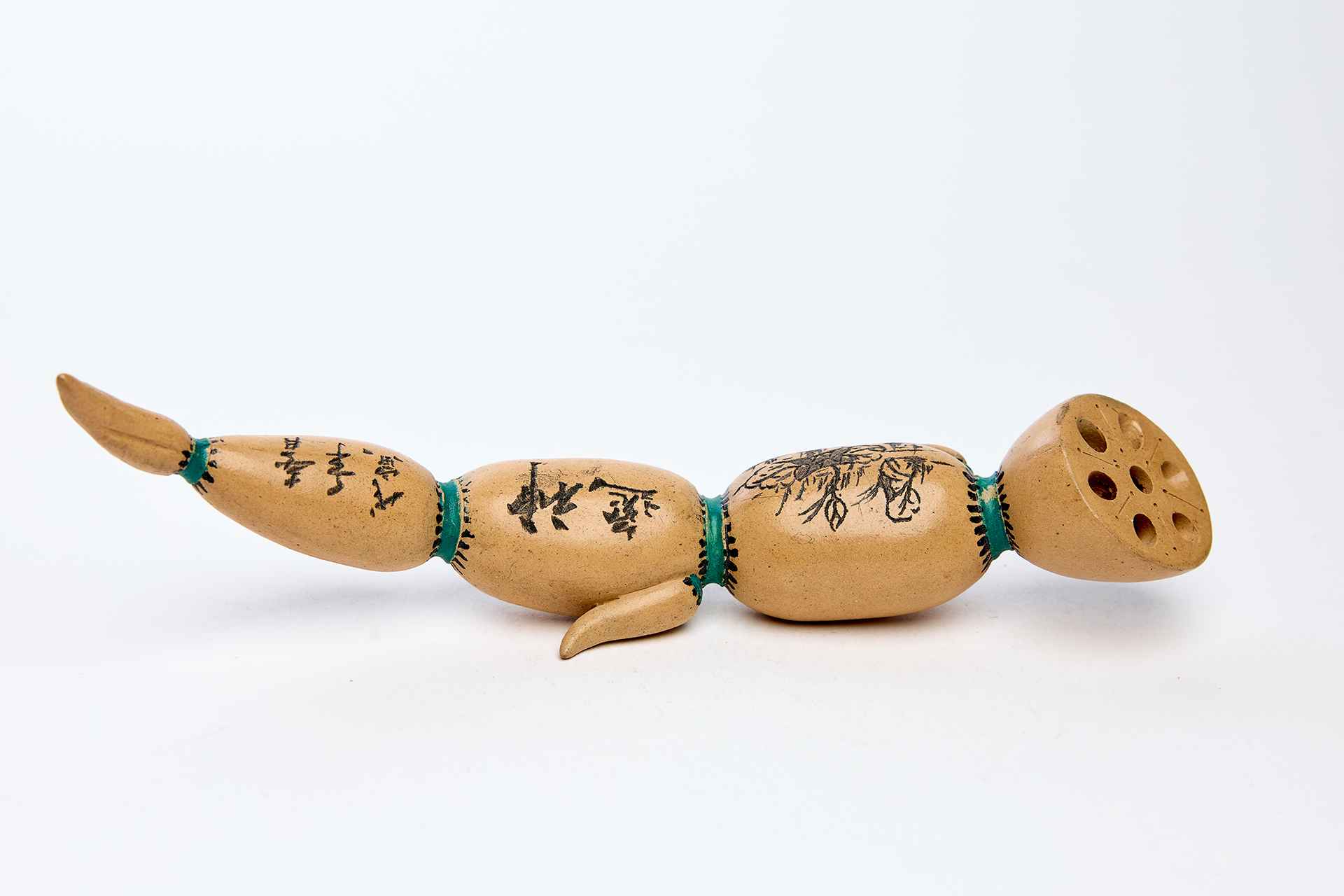 Подставка под кисти в виде корня лотоса